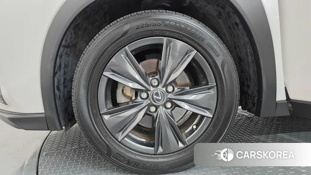 Lexus UX250h id 4960118 из Кореи 15