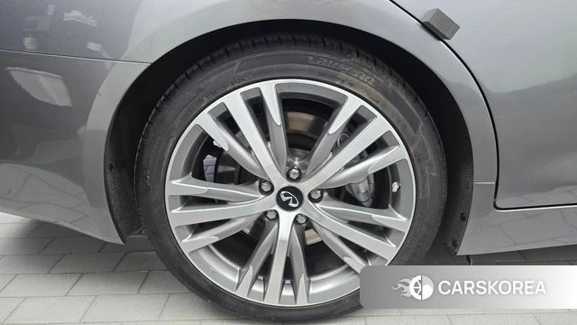 Infiniti Q50 id 4993408 из Кореи 27