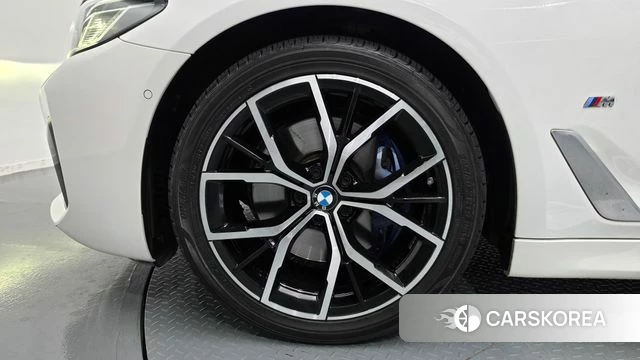 BMW 5 Series (G30) id 4929866 из Кореи 27