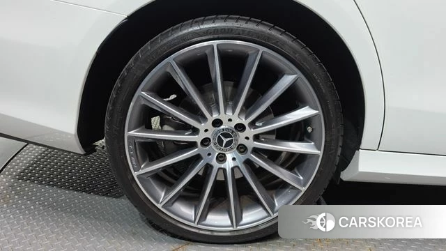 Mercedes-Benz E-Class W213 id 4976144 из Кореи 28