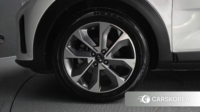 Kia Stonic id 4977784 из Кореи 15