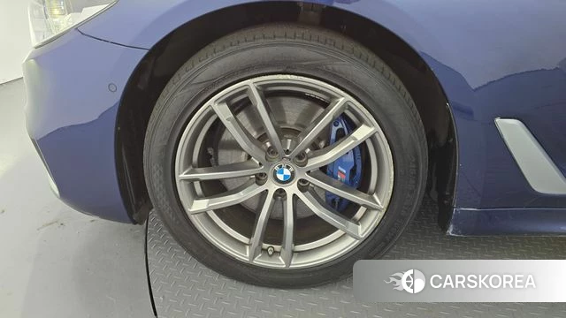 BMW 5 Series (G30) id 4978299 из Кореи 15