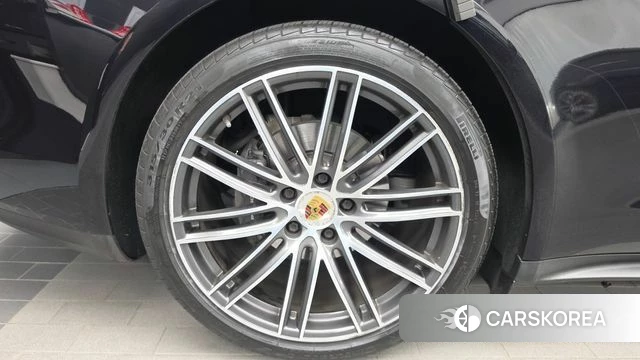 Porsche Panamera (971) id 4967623 из Кореи 28