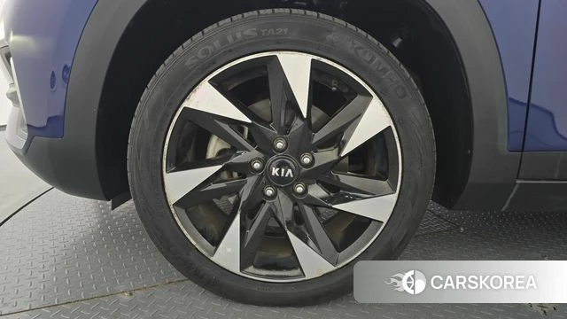 Kia Seltos id 4977276 из Кореи 29