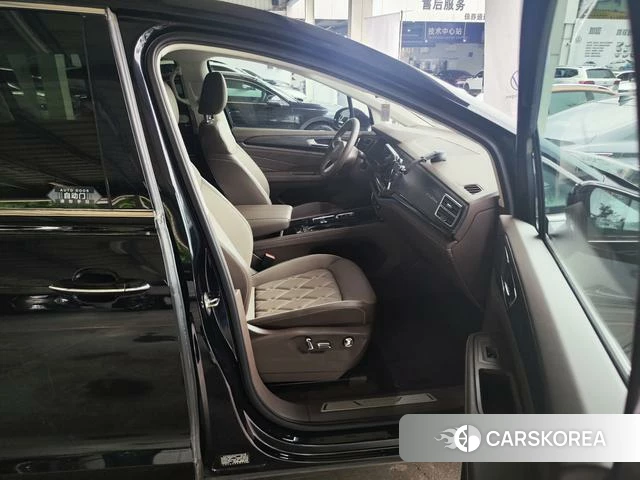 Volkswagen Viloran 2024 Черный из Китая, фото 5
