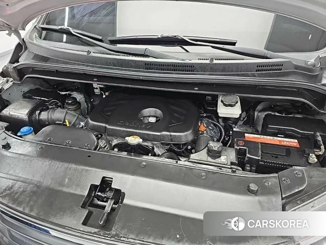 Hyundai The New Grand Starex id 4998477 из Кореи 9