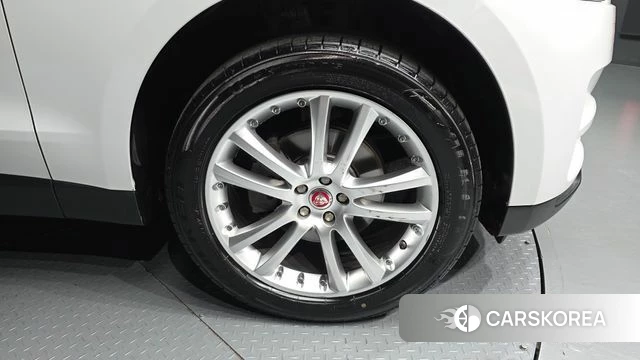 Jaguar F-PACE id 4765565 из Кореи 27