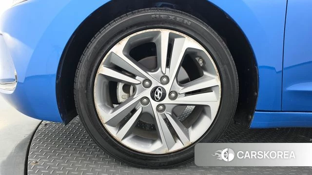 Hyundai Avante AD id 4960569 из Кореи 25