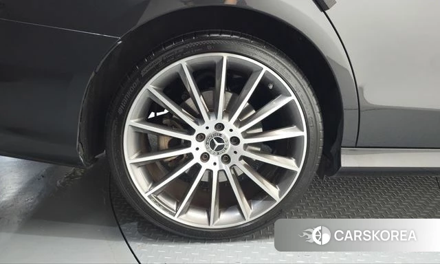 Mercedes-Benz E-Class W213 id 5053776 из Кореи 29