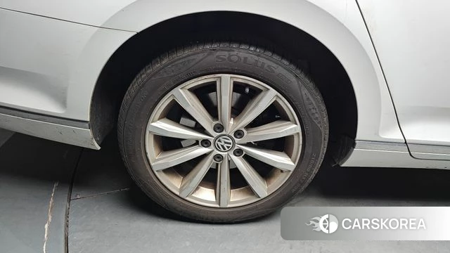 Volkswagen Passat GT (B8) id 4931064 из Кореи 15