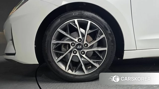 Hyundai The New Avante AD id 4755125 из Кореи 27