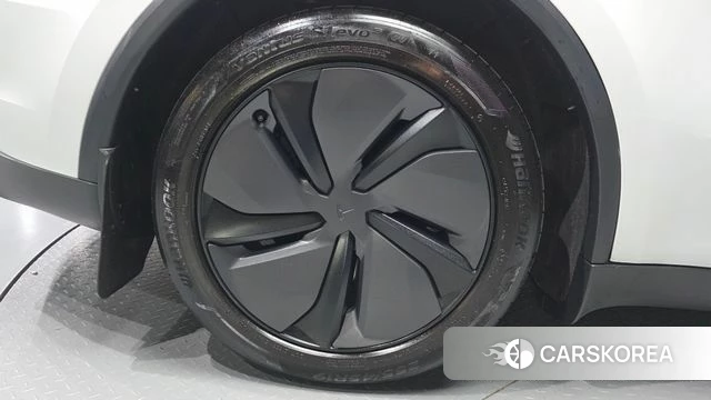 Tesla Model Y id 4879591 из Кореи 26