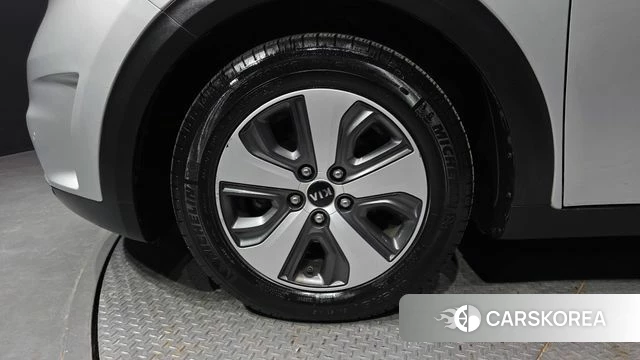 Kia Niro id 4953247 из Кореи 15