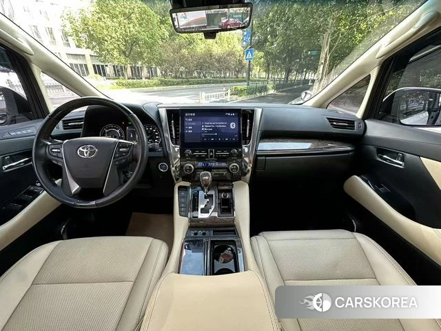 Toyota Vellfire 2022 Белый из Китая, фото 6