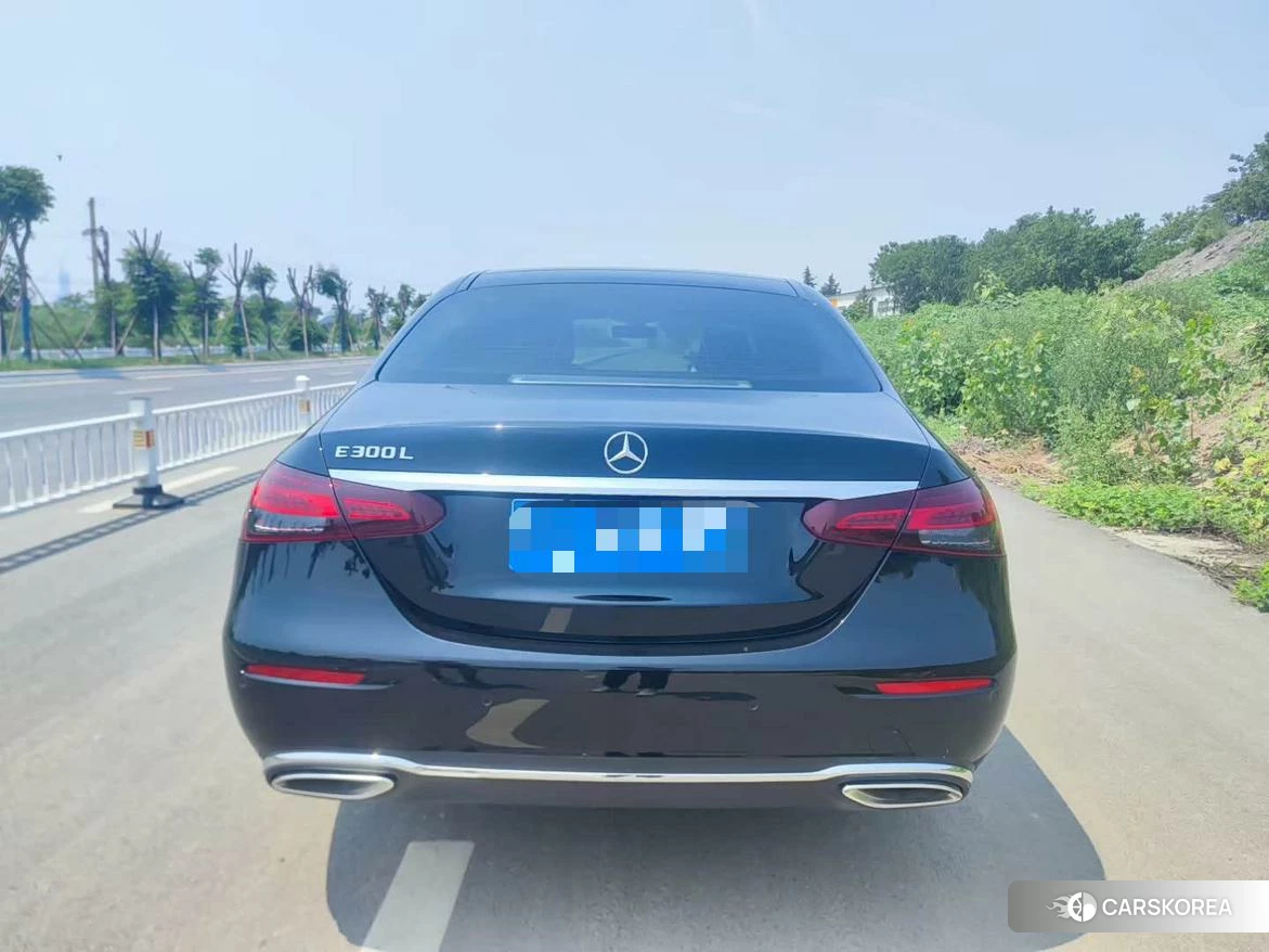 Mercedes-Benz E-Class 2021 Черный из Китая, фото 5