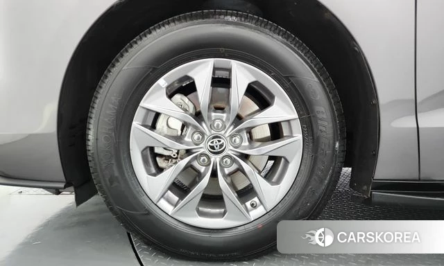 Toyota Sienna 4th Generation id 4941984 из Кореи 28