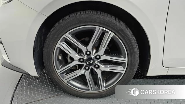 Kia Come New K3 id 5029431 из Кореи 25
