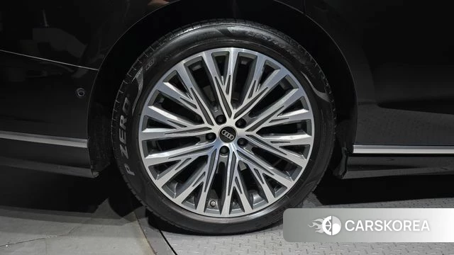 Audi A8 (D5) id 4935152 из Кореи 31