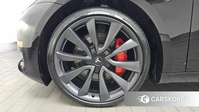 Tesla Model 3 id 4429572 из Кореи 25