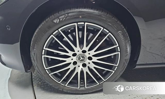 Mercedes-Benz C-Class W206 id 4935684 из Кореи 28