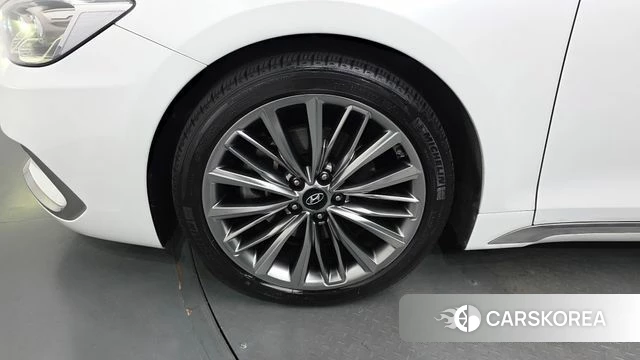Hyundai Grandeur IG id 4998822 из Кореи 15