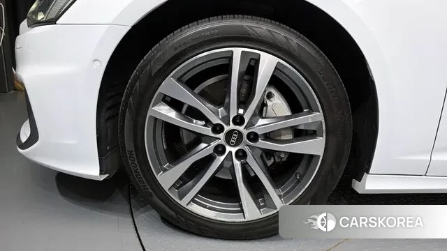 Audi A6 (C8) id 3290116 из Кореи 15