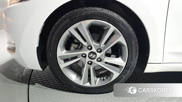 Hyundai Avante AD id 4978308 из Кореи 15
