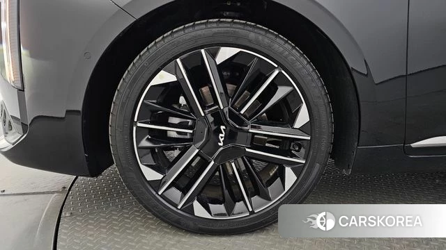 Kia The New K8 Hybrid id 5025989 из Кореи 32