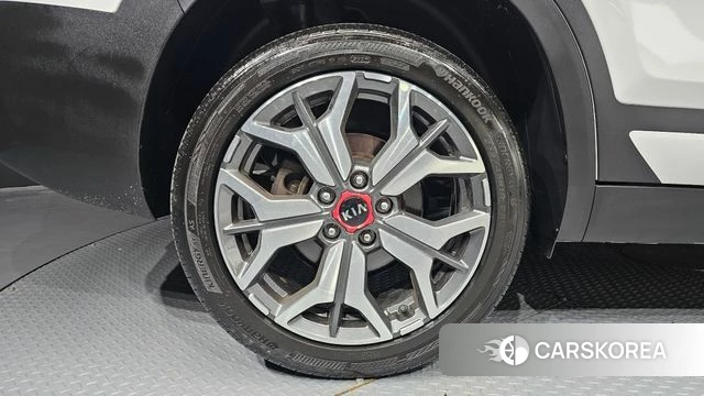 Kia Seltos id 4997761 из Кореи 15