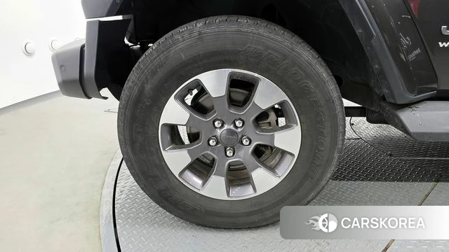 Jeep Wrangler (JL) id 3872575 из Кореи 15