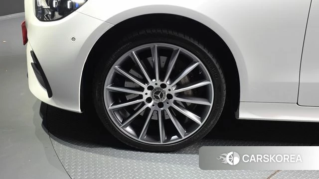 Mercedes-Benz E-Class W213 id 5039945 из Кореи 28
