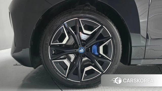 BMW iX id 4965718 из Кореи 31