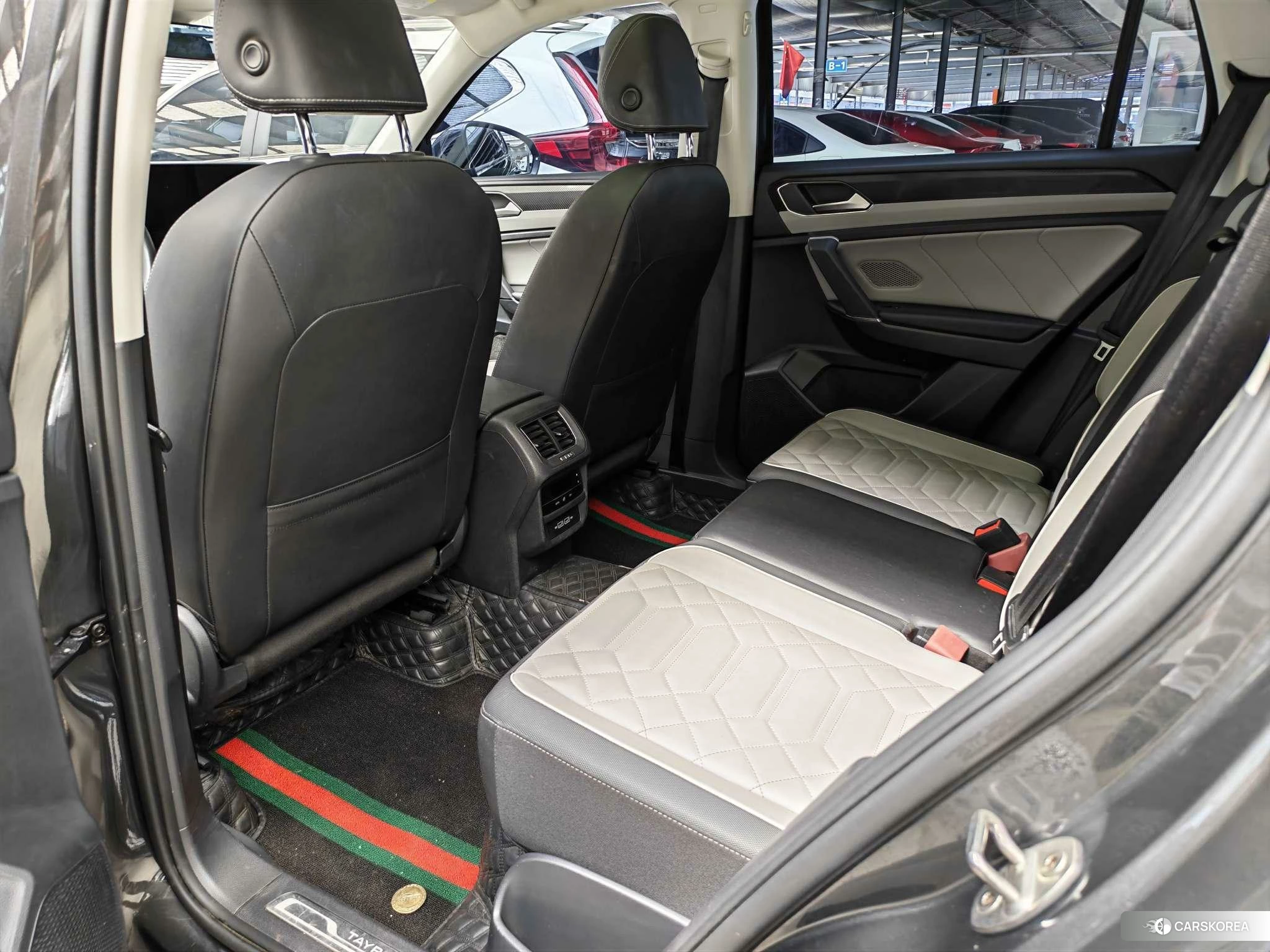 Volkswagen Tayron 2022 Черный из Китая, фото 5