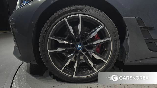 BMW i4 id 5016463 из Кореи 15