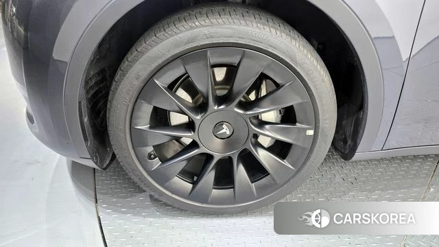 Tesla Model Y id 3940148 из Кореи 15