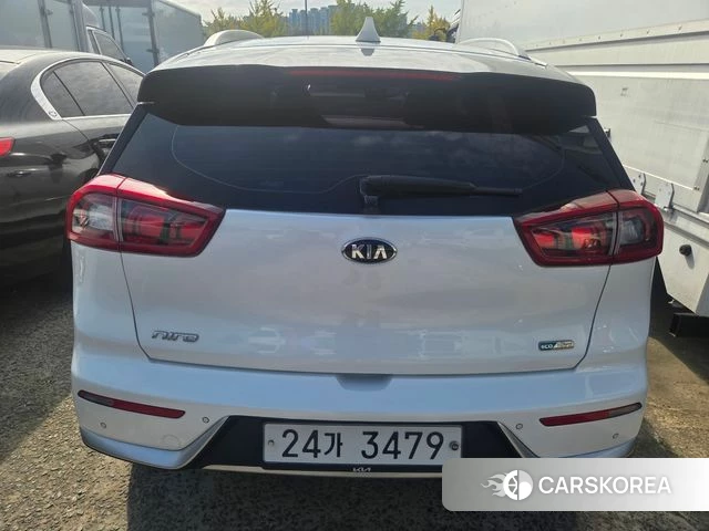 Kia Niro id 4978010 из Кореи 11
