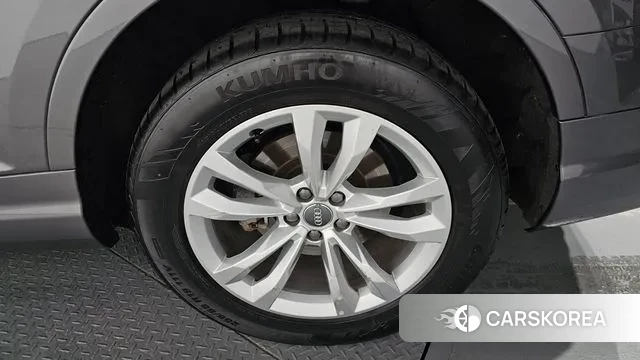 Audi Q7 (4M) id 3499552 из Кореи 15