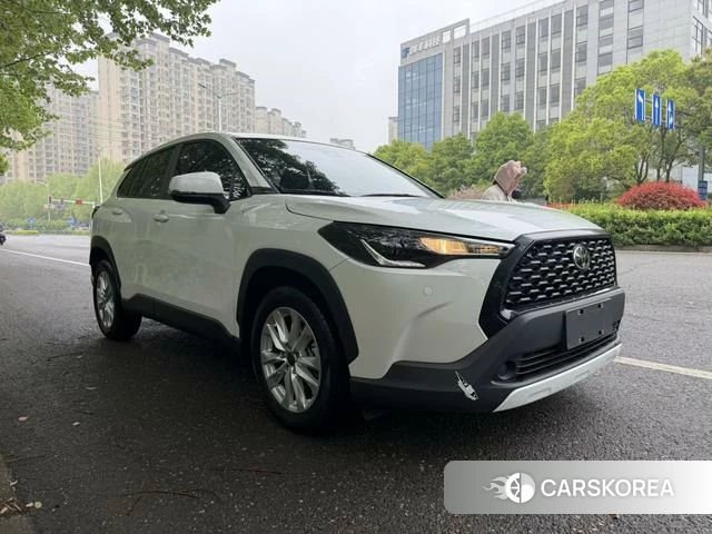 Toyota Corolla 2023 Белый из Китая, фото 6