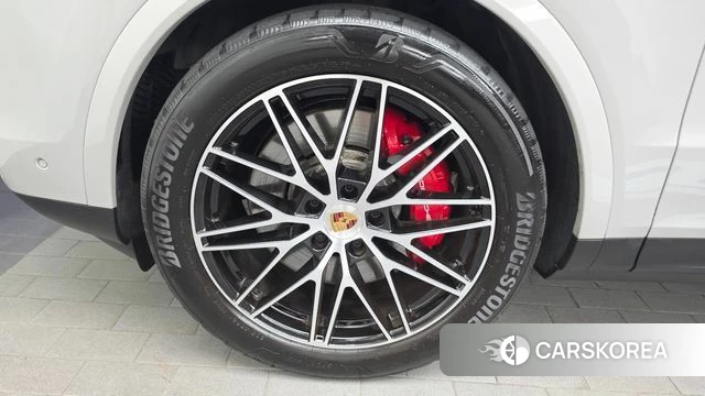Porsche Cayenne (PO536) id 4710586 из Кореи 28