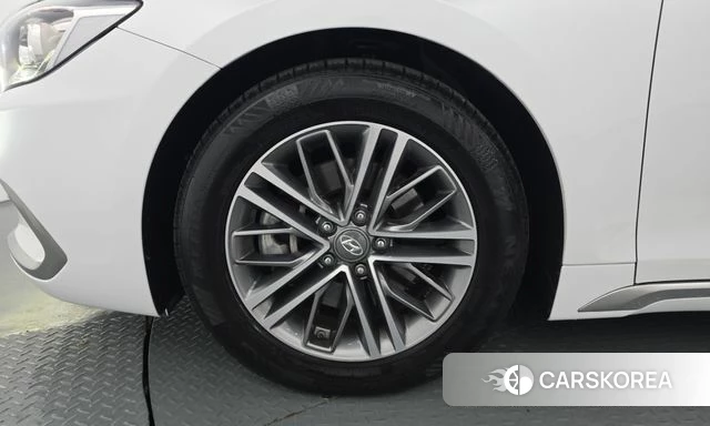 Hyundai Grandeur IG id 4967300 из Кореи 30