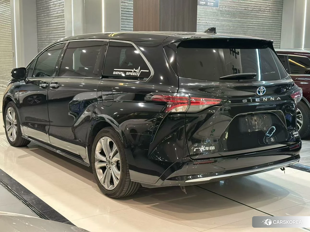 Toyota Sienna 2023 Черный из Китая, фото 5