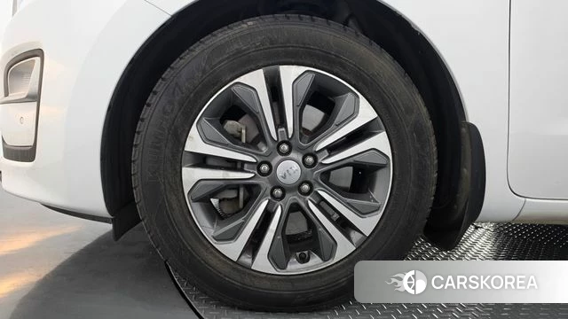 Kia The New Carnival id 5035952 из Кореи 25