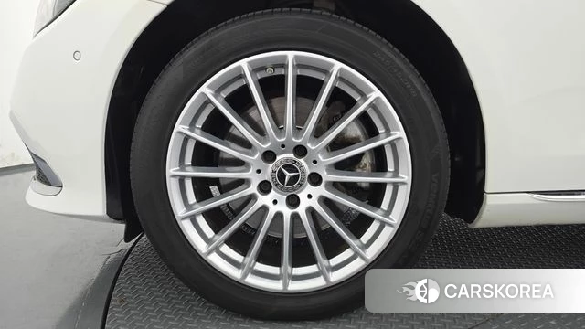 Mercedes-Benz E-Class W213 id 4917894 из Кореи 34