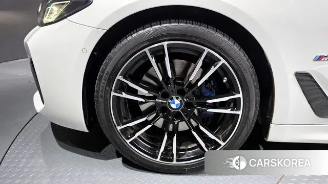 BMW 5 Series (G30) id 3753350 из Кореи 15