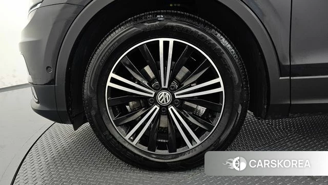 Volkswagen Tiguan second Generation id 5060365 из Кореи 33