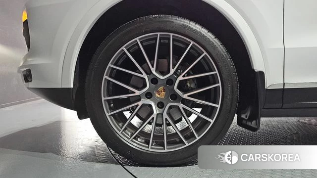 Porsche Cayenne (PO536) id 4998577 из Кореи 31
