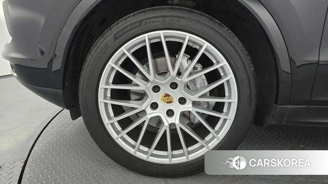 Porsche Cayenne (PO536) id 4759295 из Кореи 30