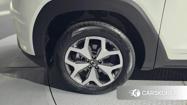 Ssangyong Torres id 4985928 из Кореи 15