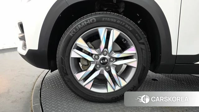 Kia Seltos id 5017915 из Кореи 15