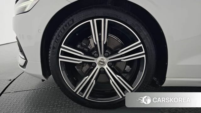 Volvo S60 3rd generation id 4541851 из Кореи 36